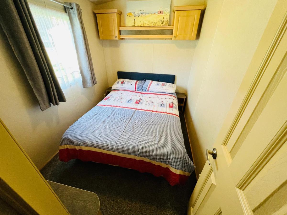 3 Bedroom Caravan Kg37, Dog Friendly, Shanklin, Isle Of Wight Luaran gambar